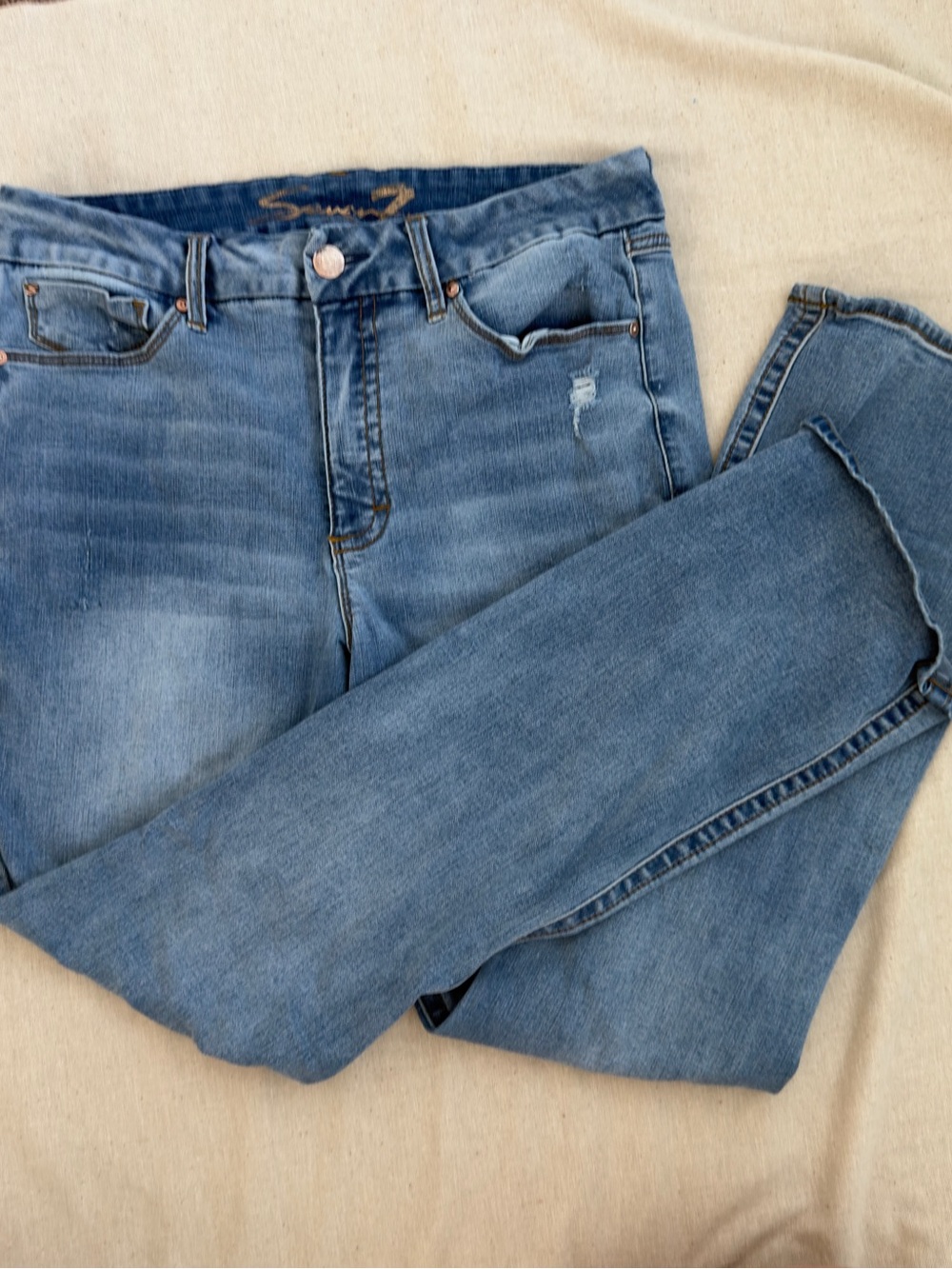Classic Straight Leg Women’s Jeans in Medium Blue